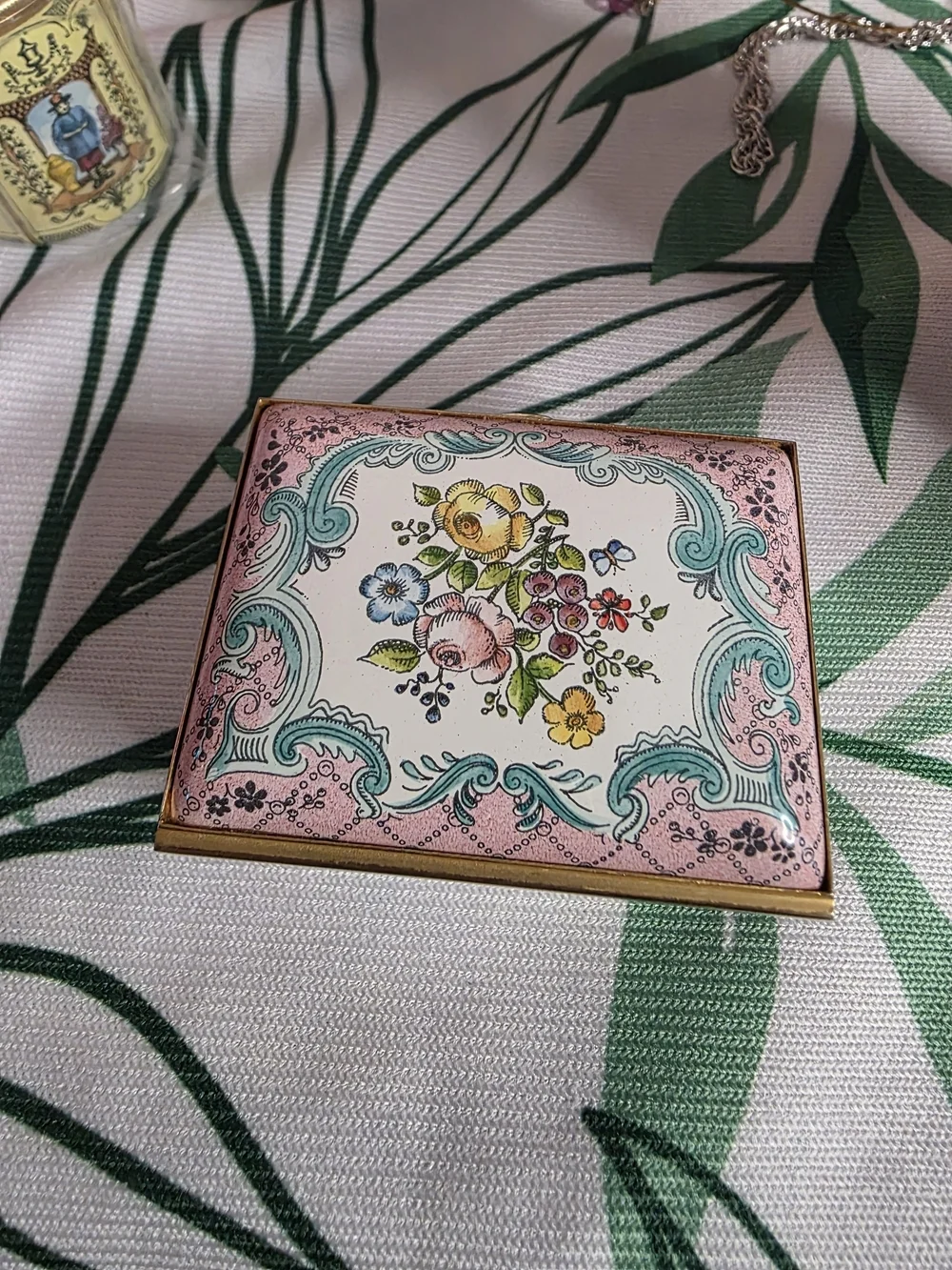 Vintage Halcyon Days Enamels Floral Trinket Box Pink Bilston Battersea England